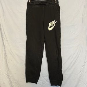 Youth boys Nike joggers